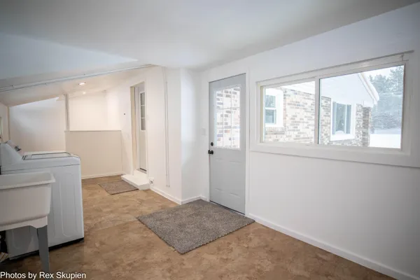 $275,000 | 1861 East Monroe Street, White Cloud, MI 49349