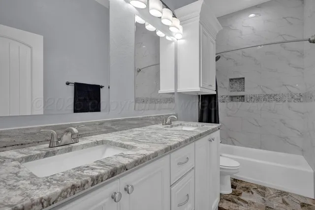 $585,000 | 10855 Travis Lane, Dumas, TX 79029