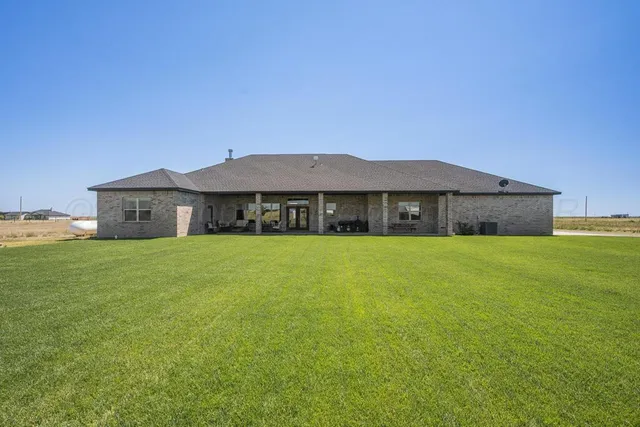 $585,000 | 10855 Travis Lane, Dumas, TX 79029