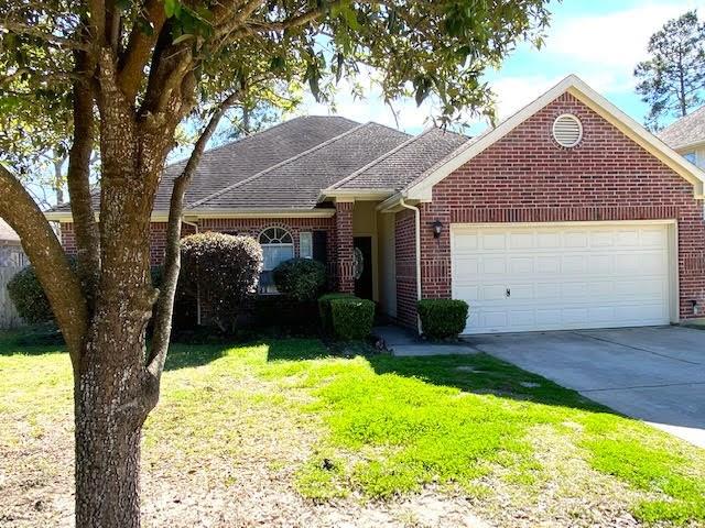 Welcome to 968 Fife in sought after Stewart's Forest in Conroe, Tx.