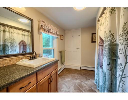 61 Prescott Street Rutland, MA 01543 - Photo 19 of 41