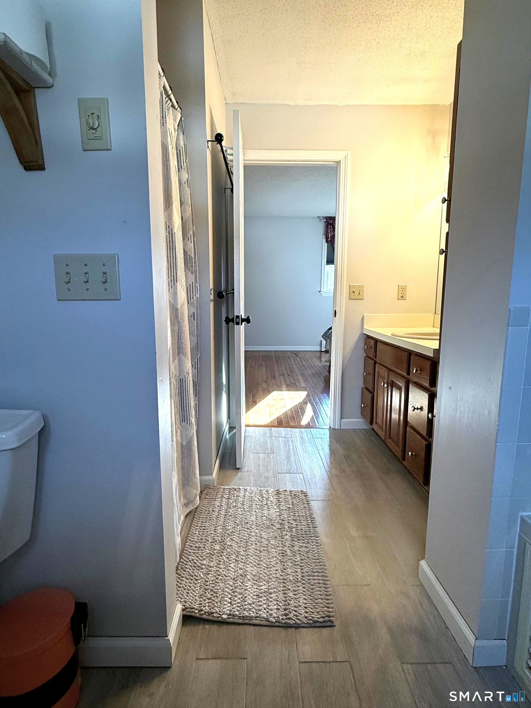 28 Colgate Drive Manchester, CT 06042 - Photo 29 of 41