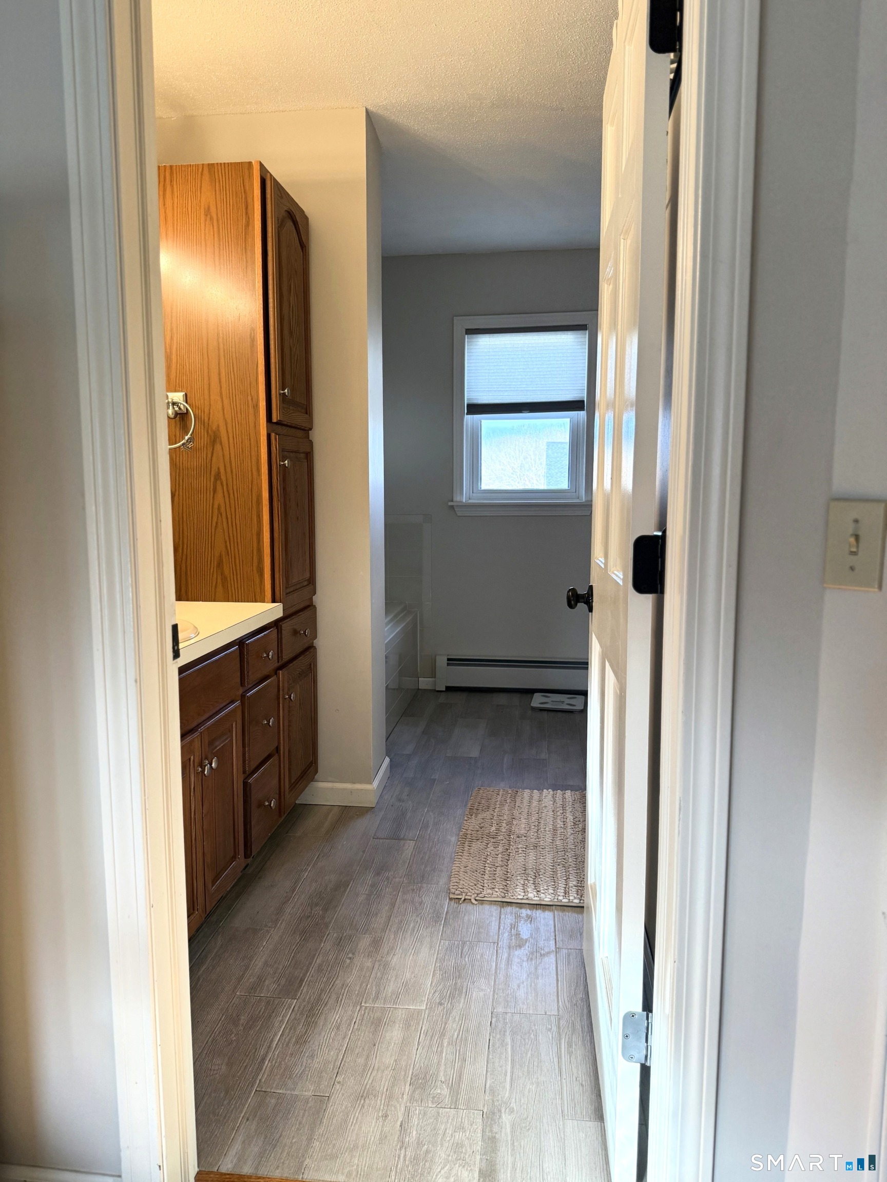 28 Colgate Drive Manchester, CT 06042 - Photo 32 of 41