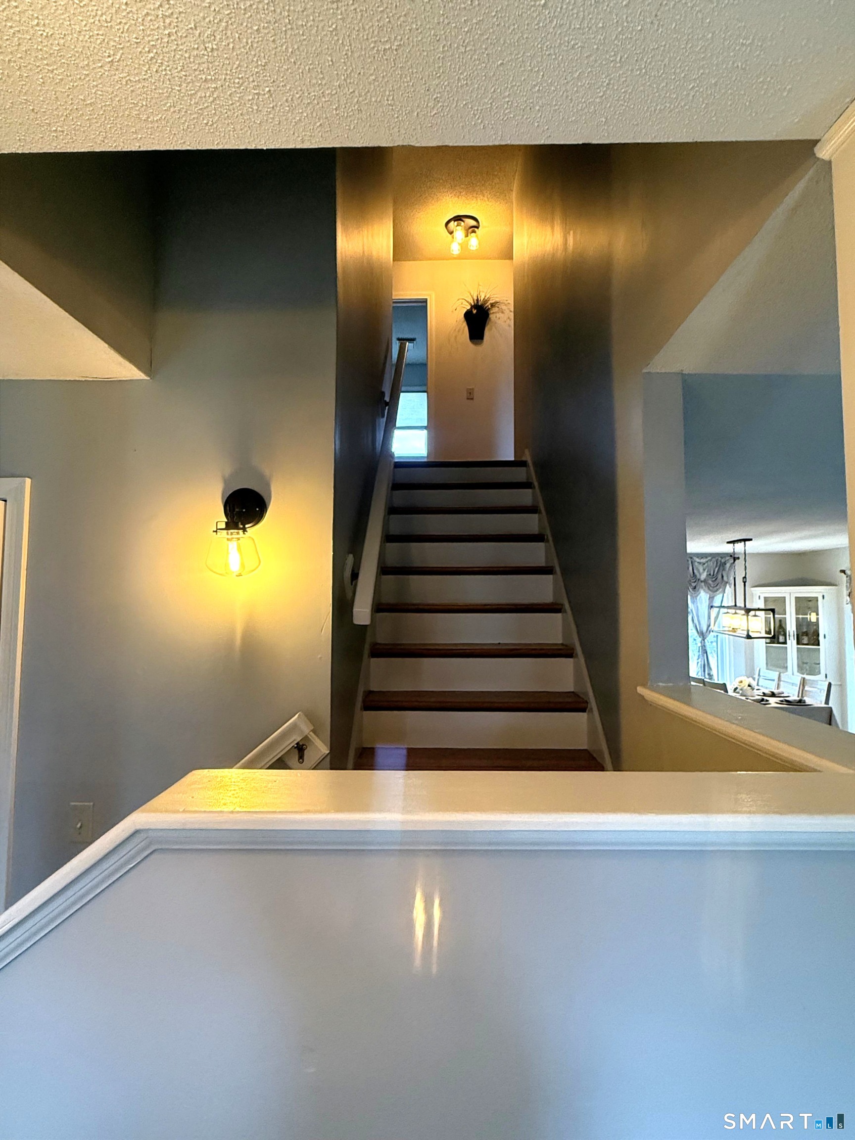 28 Colgate Drive Manchester, CT 06042 - Photo 10 of 41