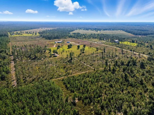 $610,000 | 641 Southeast Sequoyah Trail, Lee, FL 32059