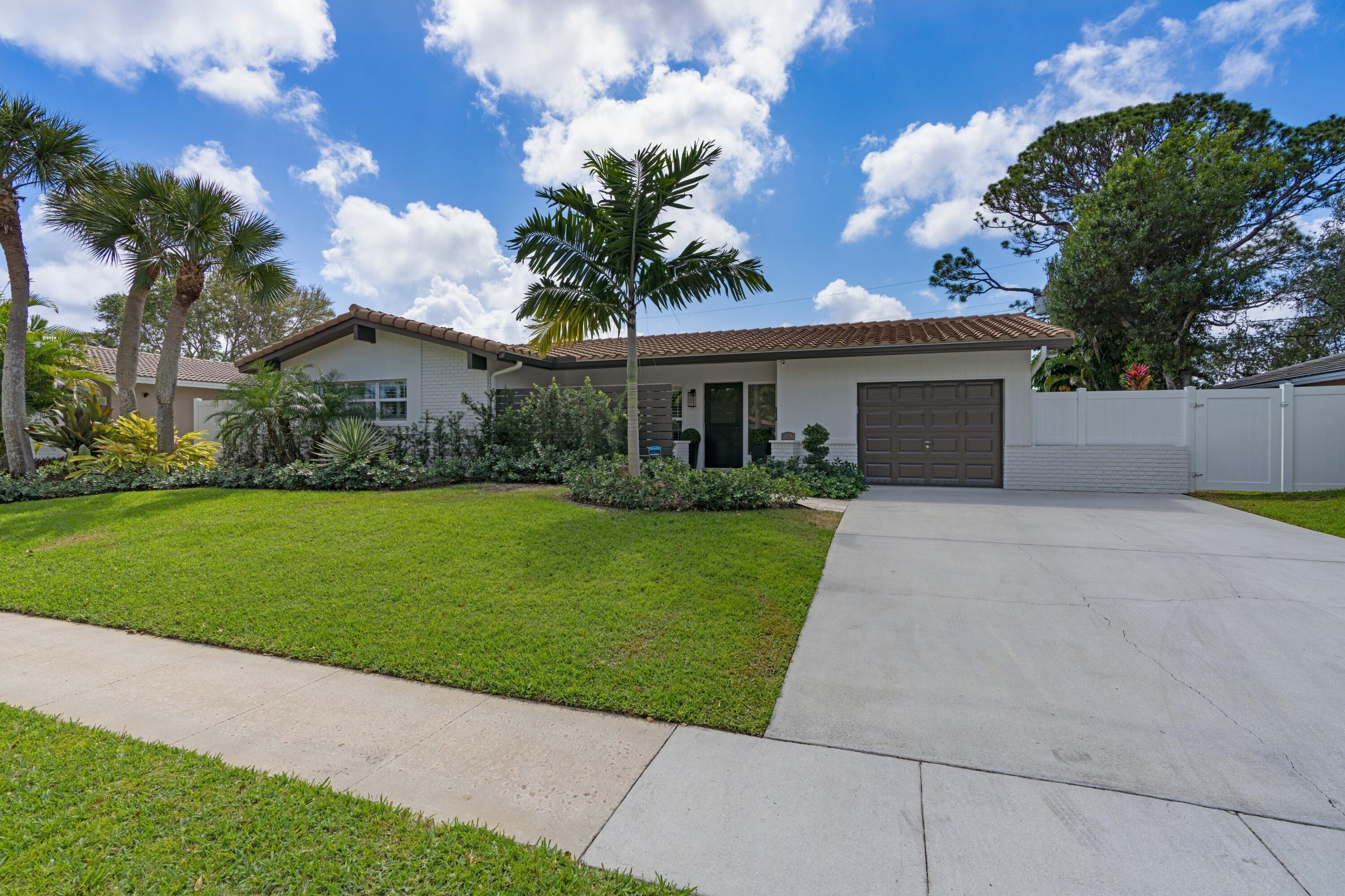 1020 Southwest 1st Street Boca Raton, FL 33486 - Photo 19 of 35 Front Exterior