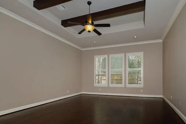 $899,000 | 330 Mill Creek Road, Pinehurst, TX 77362