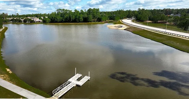 $899,000 | 330 Mill Creek Road, Pinehurst, TX 77362