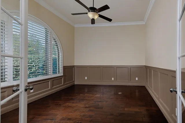 $899,000 | 330 Mill Creek Road, Pinehurst, TX 77362