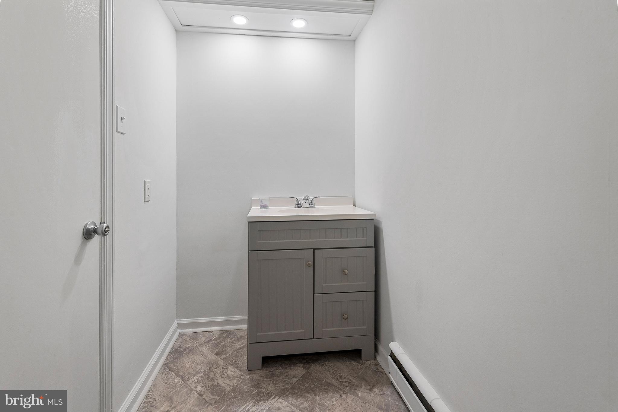 231 Matthew Road Merion Station, PA 19066 - Photo 19 of 38