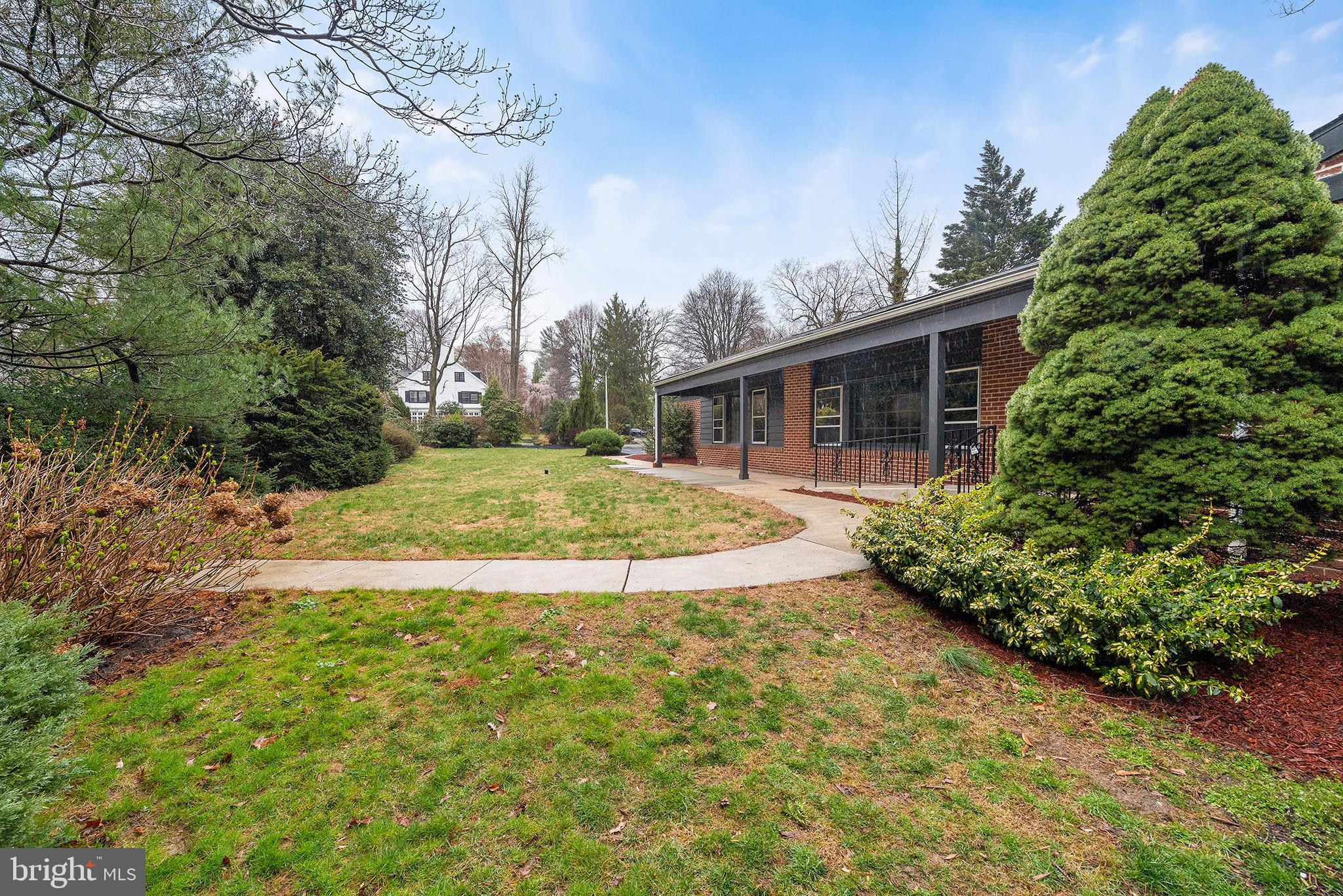 231 Matthew Road Merion Station, PA 19066 - Photo 3 of 38