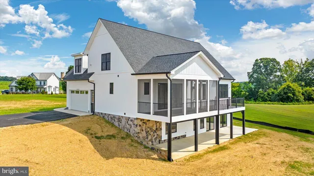 $1,099,000 | 20359 Lookout Circle, Orange, VA 22960