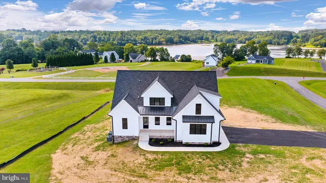 $1,099,000 | 20359 Lookout Circle, Orange, VA 22960