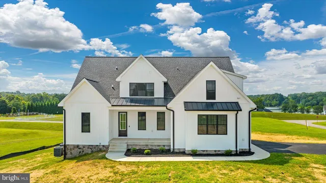 $1,099,000 | 20359 Lookout Circle, Orange, VA 22960