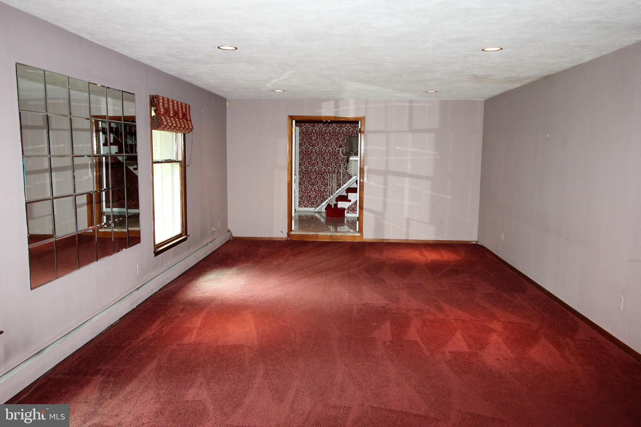 3232 Masons Mill Road Huntingdon Valley, PA 19006 - Photo 17 of 46 Living Room 2