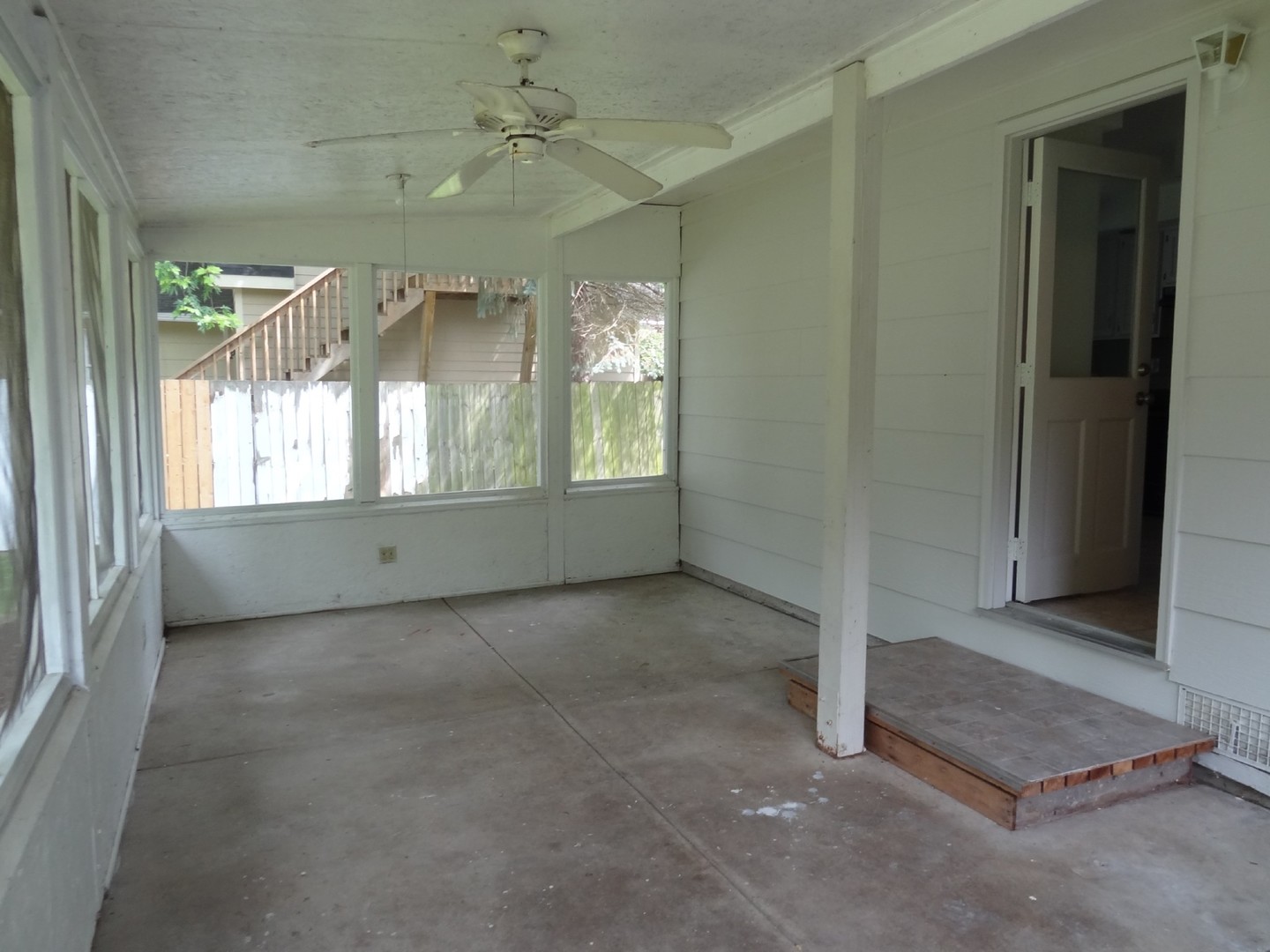 905 Morgan Street Yorkville, IL 60560 - Photo 2 of 25