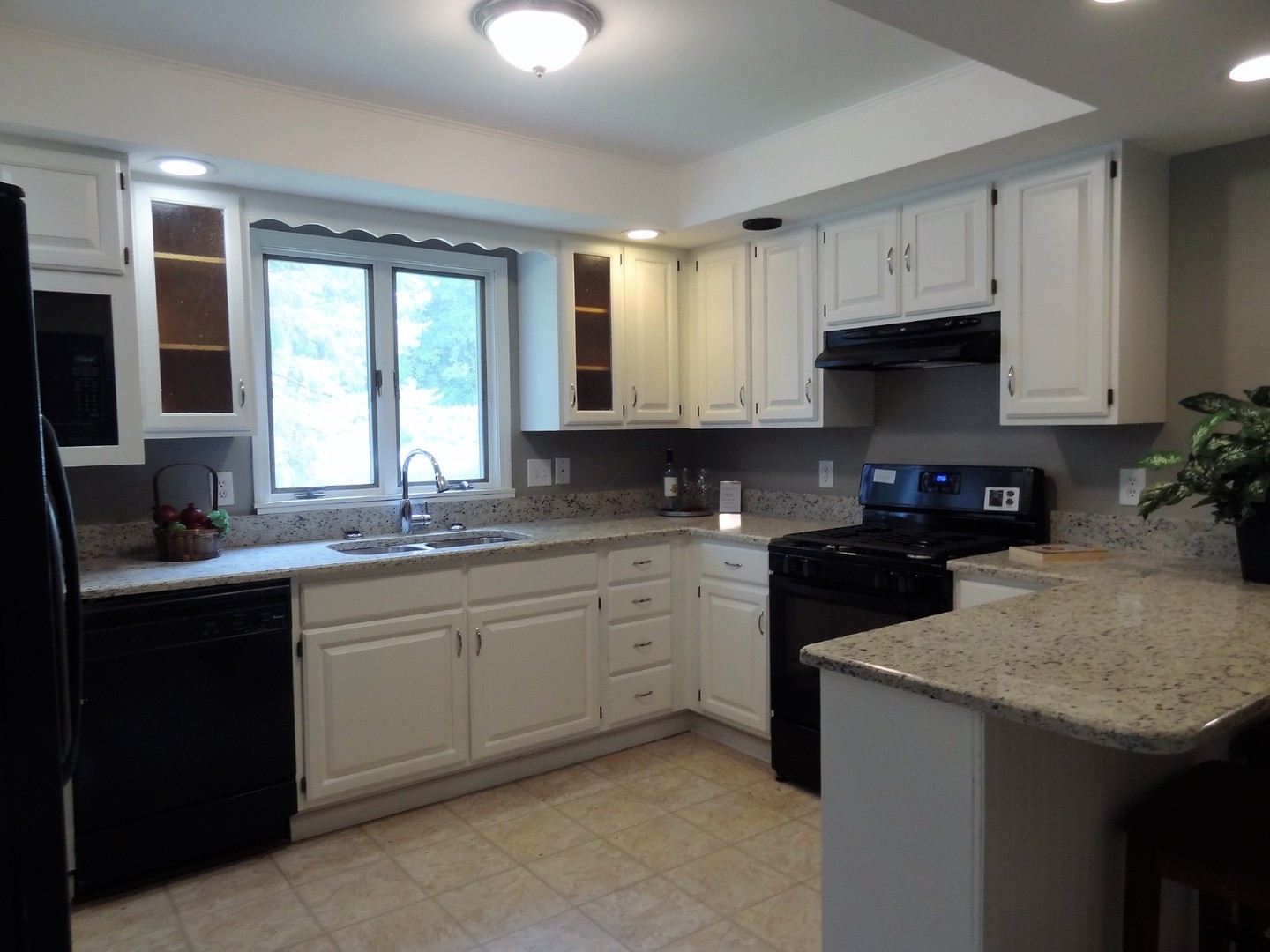 905 Morgan Street Yorkville, IL 60560 - Photo 7 of 25