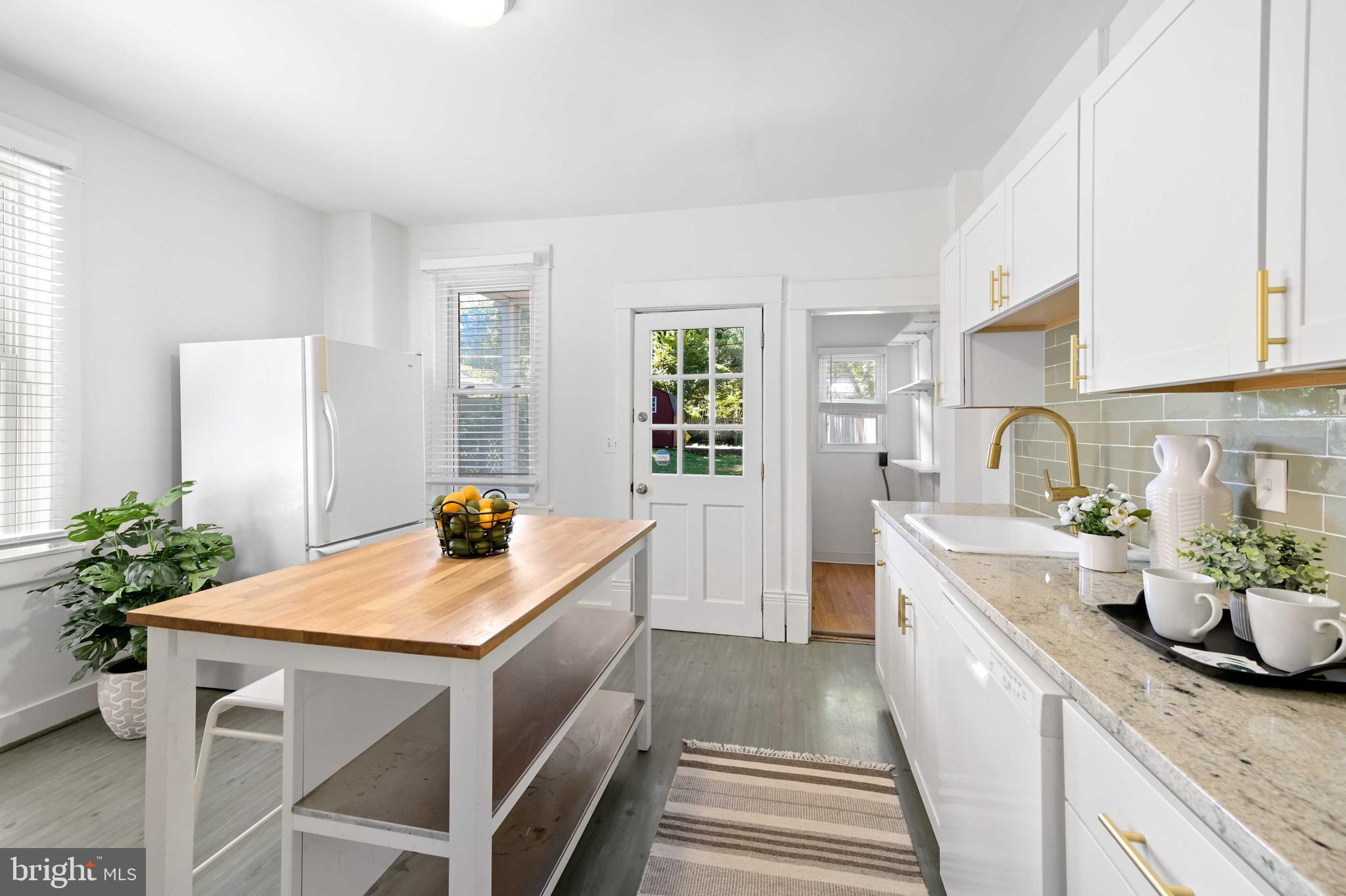 4526 Keswick Road Baltimore, MD 21210 - Photo 15 of 34