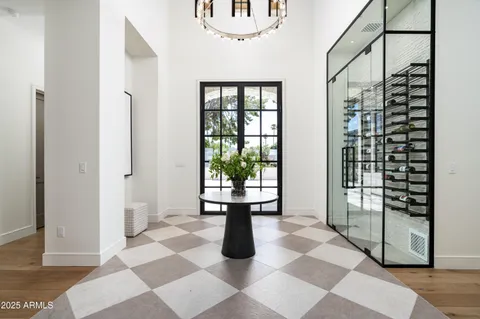 $6,450,000 | 6302 East Calle Del Norte, Scottsdale, AZ 85251