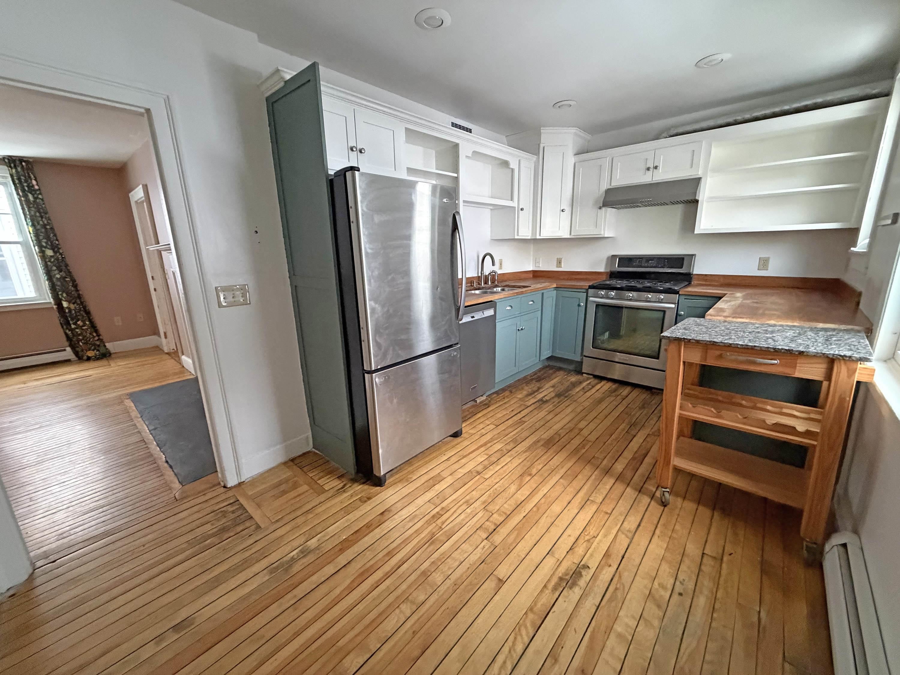 128 High Street Brattleboro, VT 05301 - Photo 11 of 17