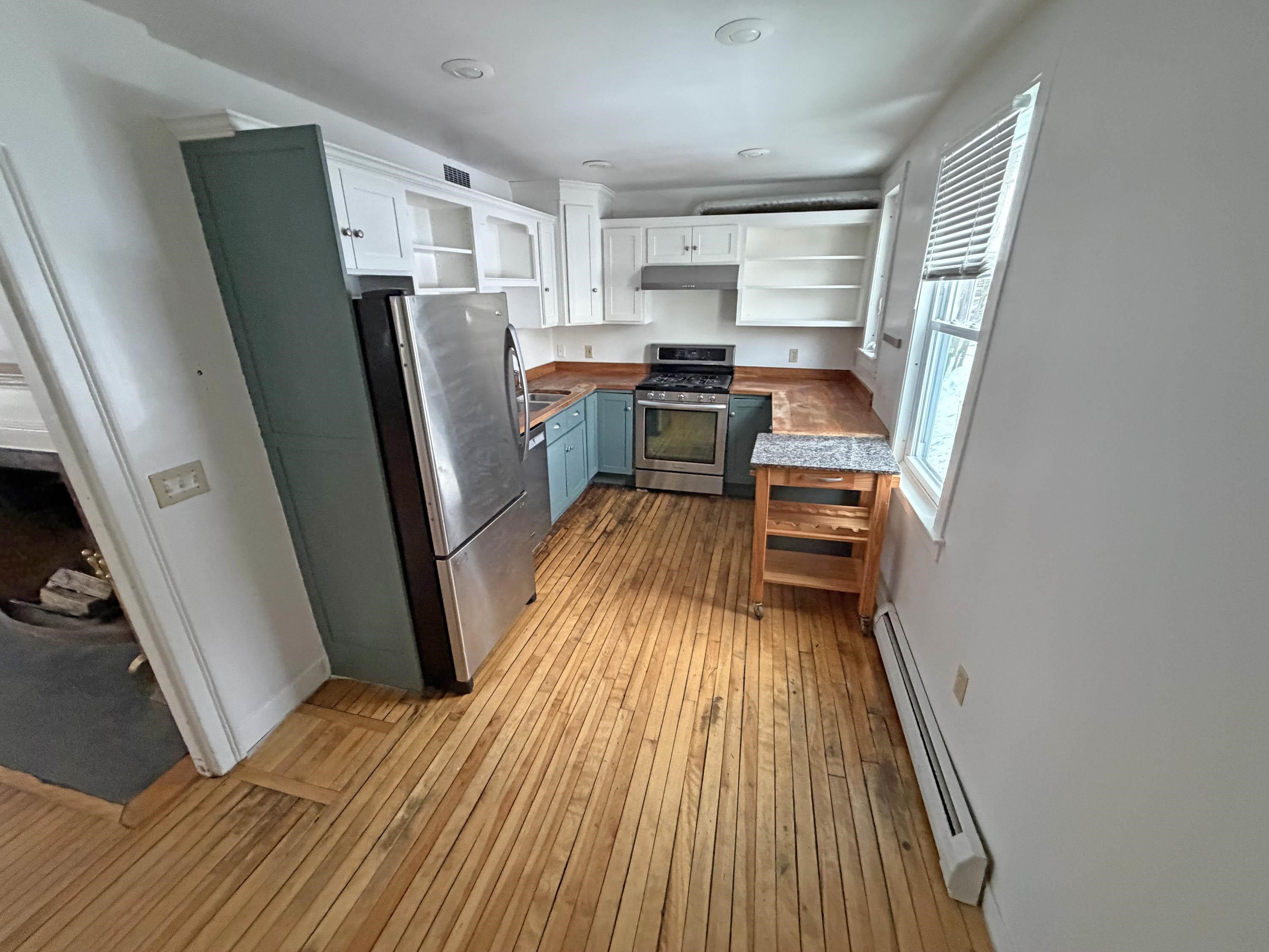 128 High Street Brattleboro, VT 05301 - Photo 12 of 17