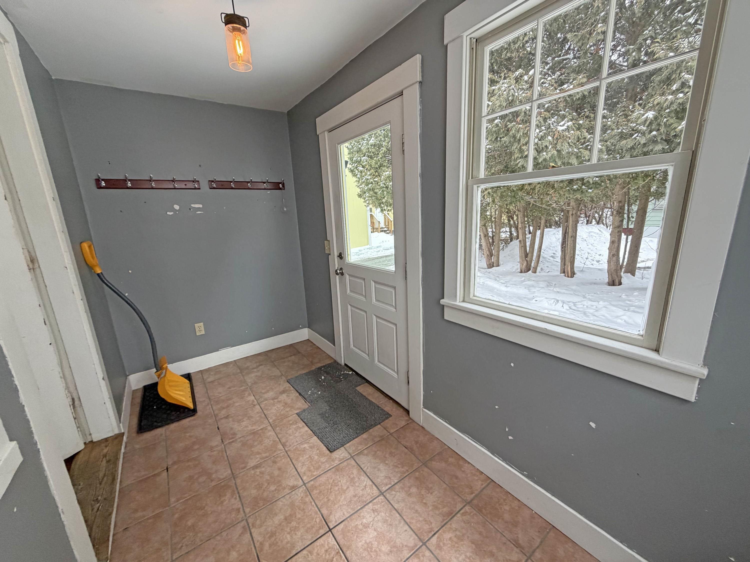 128 High Street Brattleboro, VT 05301 - Photo 14 of 17