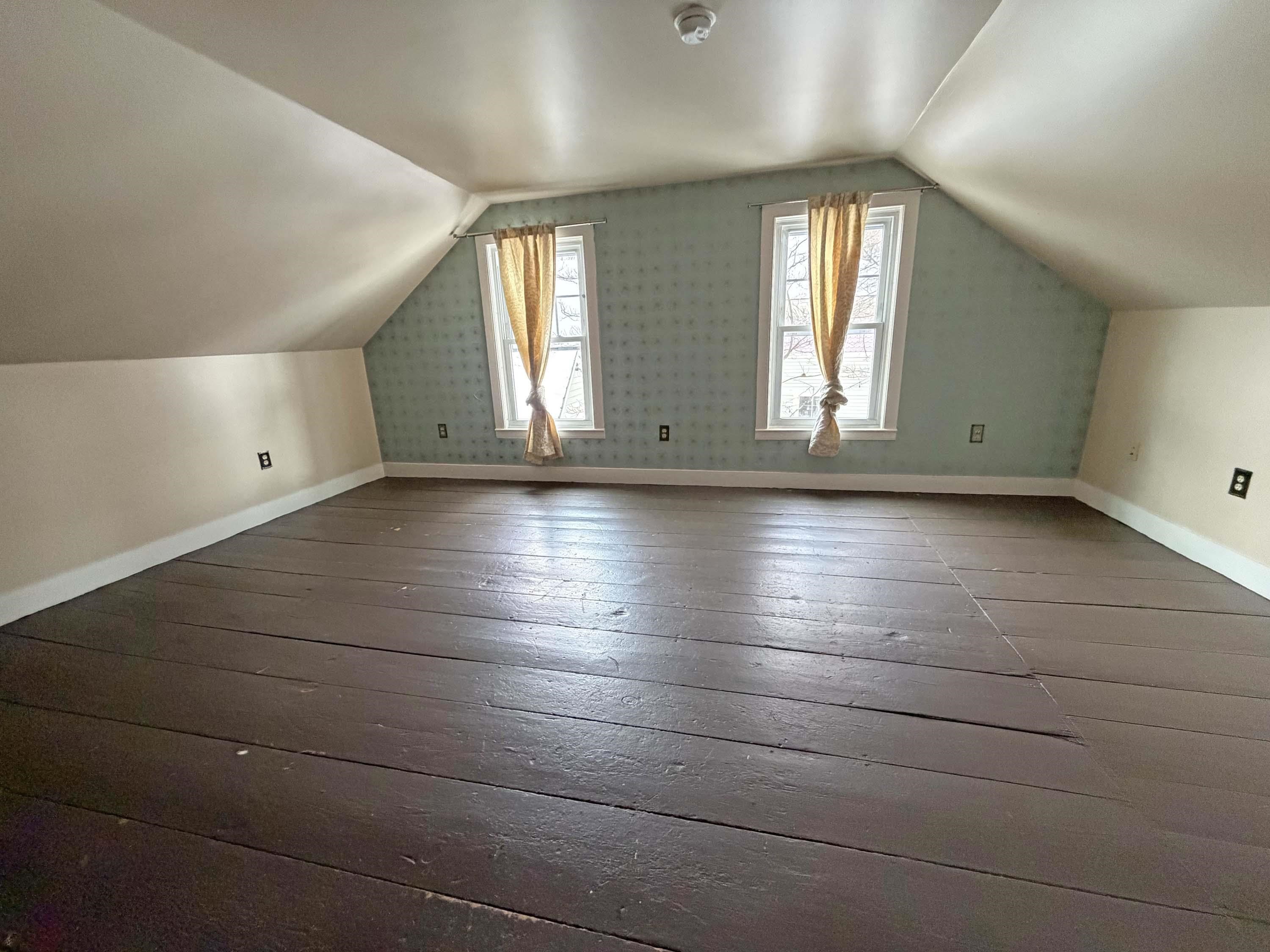 128 High Street Brattleboro, VT 05301 - Photo 15 of 17