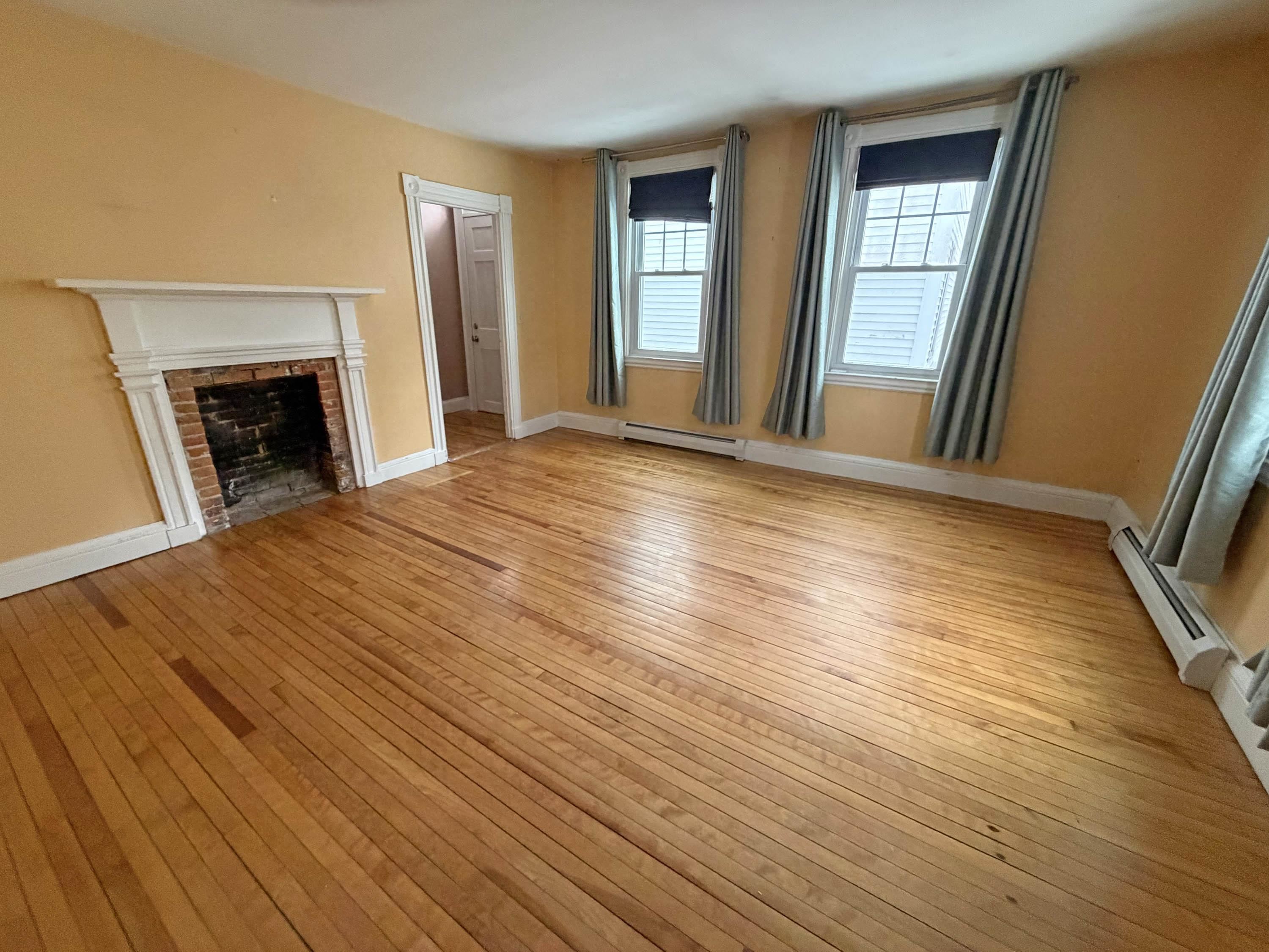 128 High Street Brattleboro, VT 05301 - Photo 4 of 17