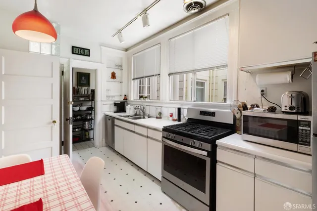 $4,400,000 | 1338 Larkin Street, San Francisco, CA 94109