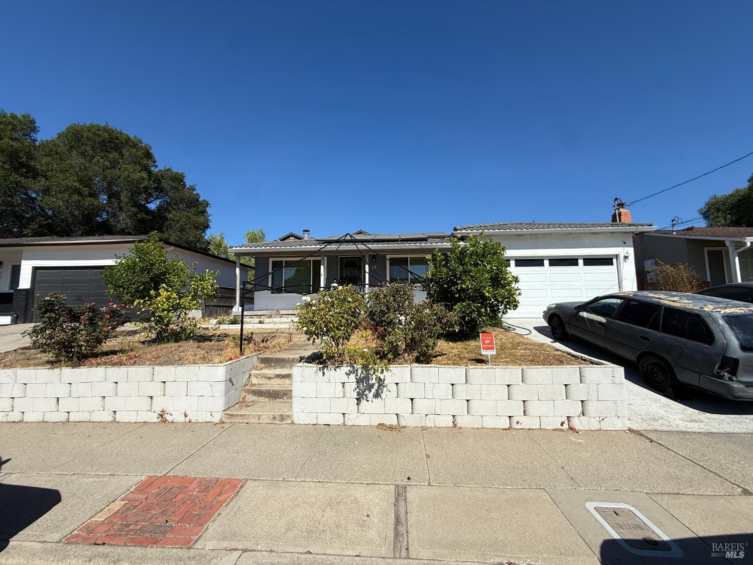 16 Hillside Road Antioch, CA 94509 - Photo 2 of 6 Gallery Image 2