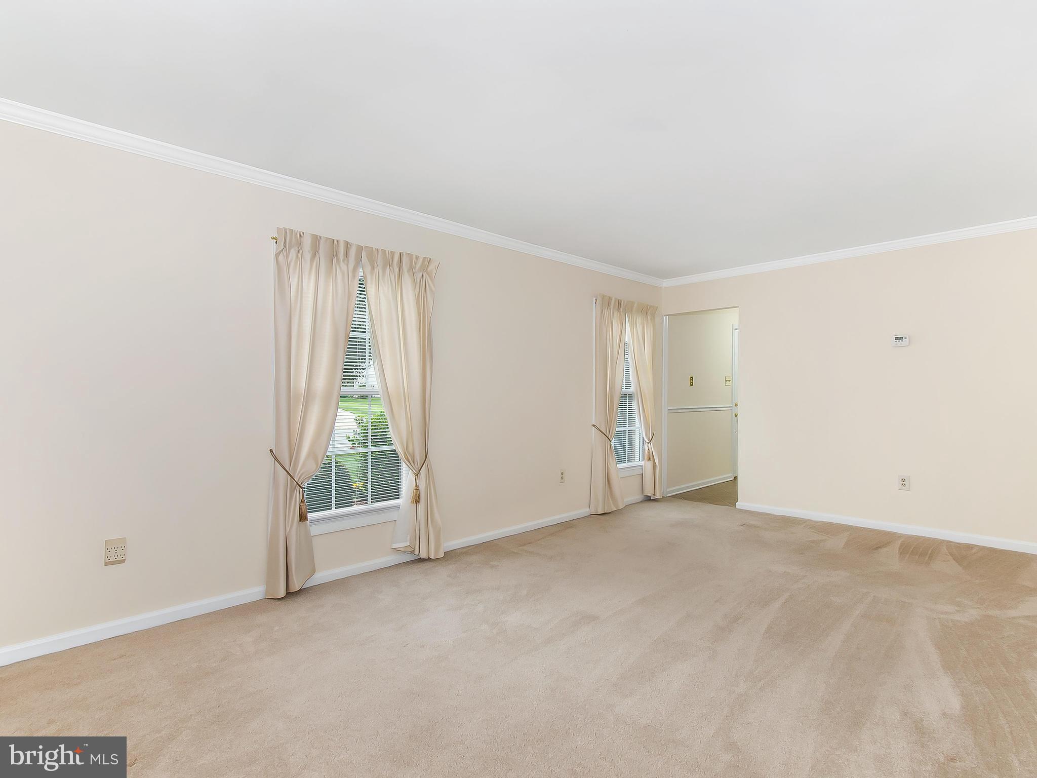 2226 Dairy Farm Road Odenton, MD 21113 - Photo 20 of 30 Living Room
