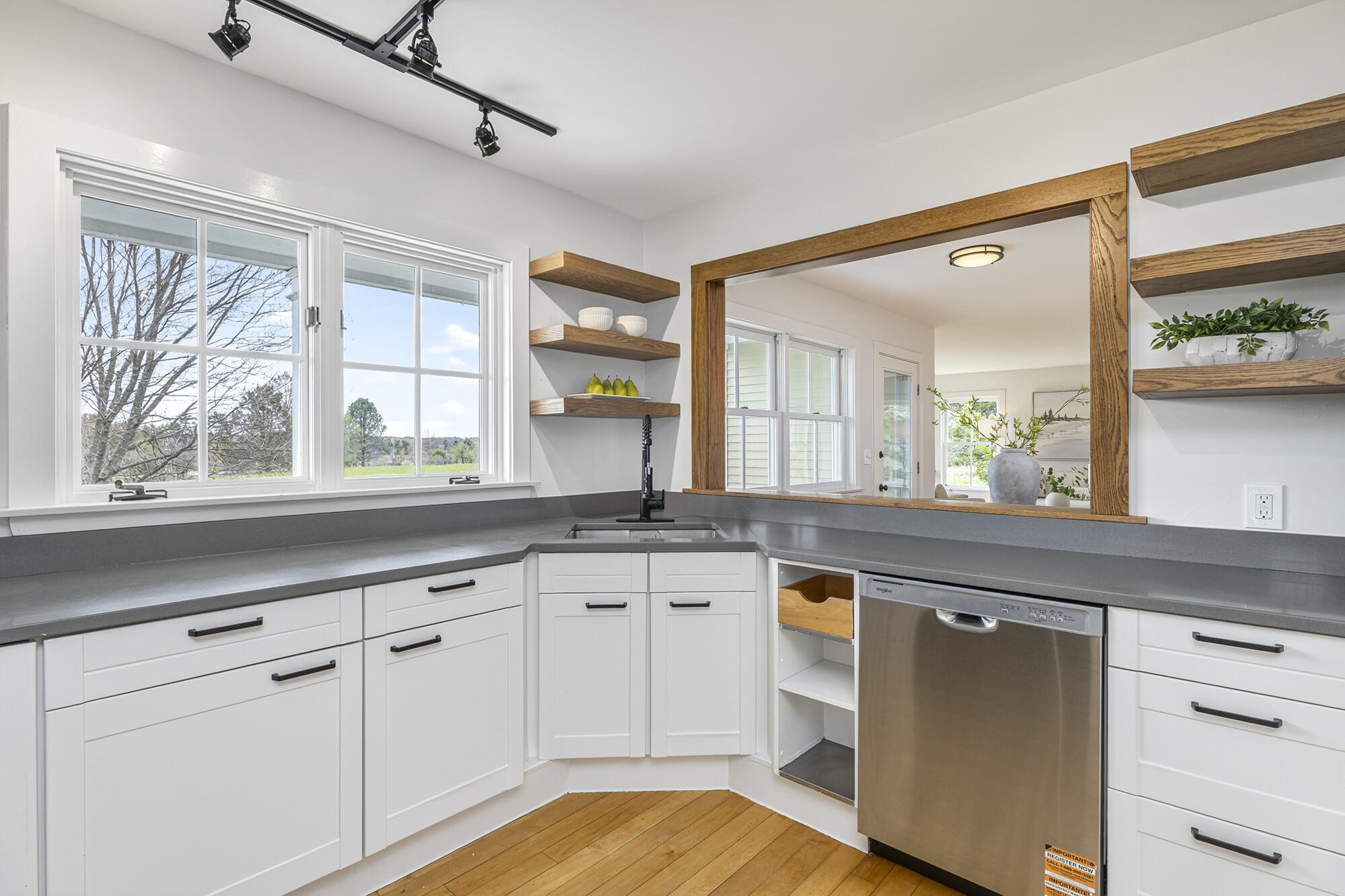 38 Field Road Cumberland, ME 04021 - Photo 12 of 46