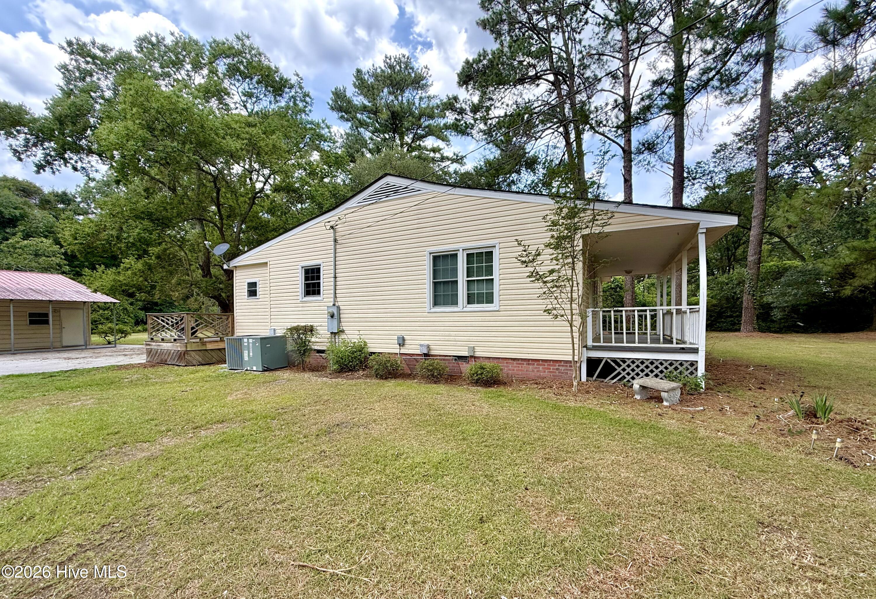 2898 Wallace Family Road Kinston, NC 28501 - Photo 9 of 58