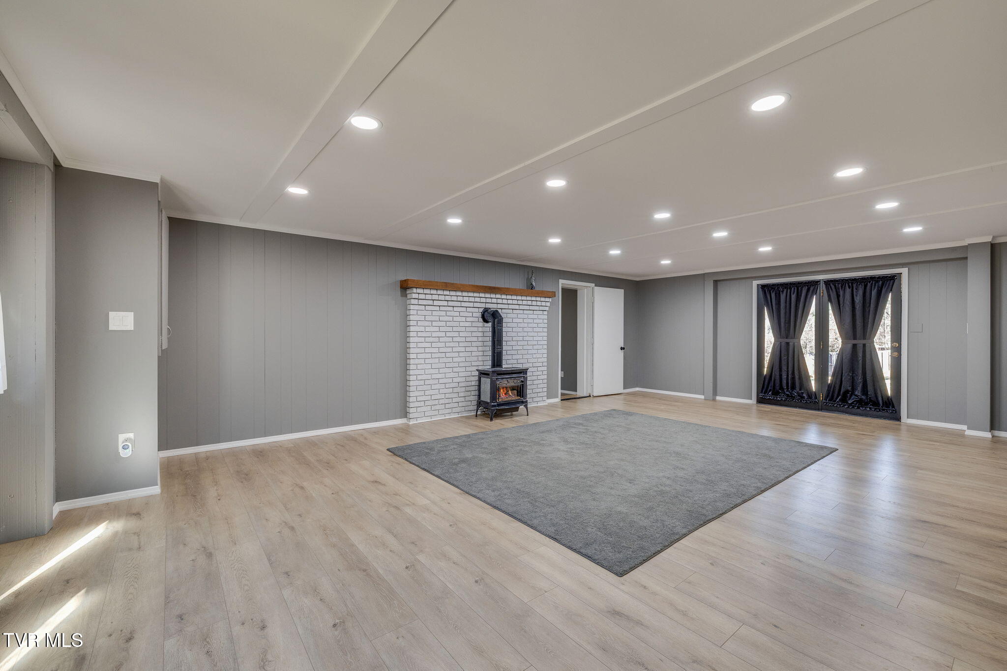 204 Luttrell Street Erwin, TN 37650 - Photo 36 of 59 33