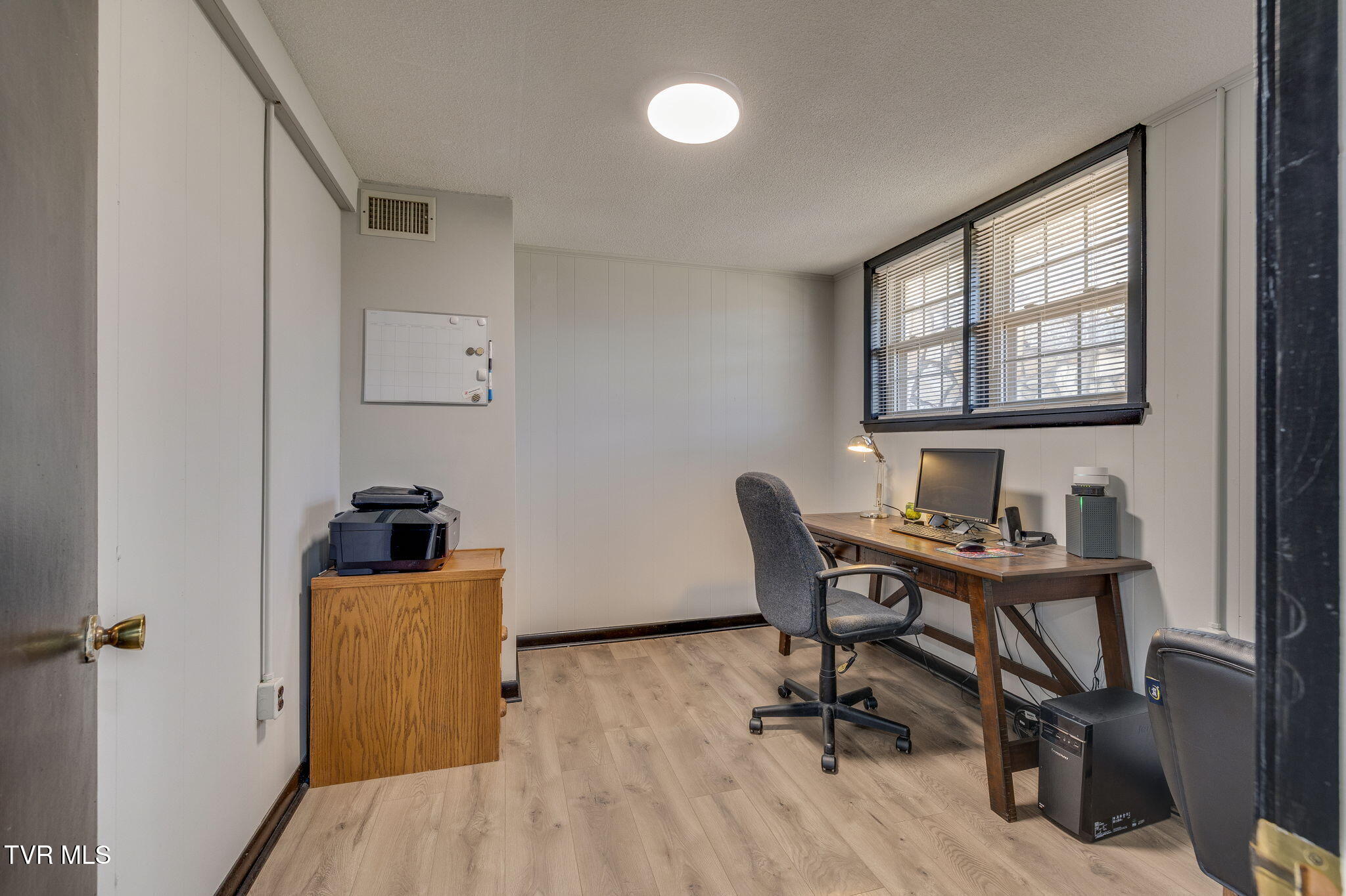 204 Luttrell Street Erwin, TN 37650 - Photo 37 of 59 34