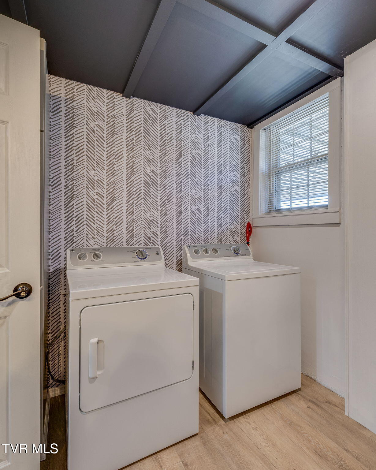 204 Luttrell Street Erwin, TN 37650 - Photo 43 of 59 40