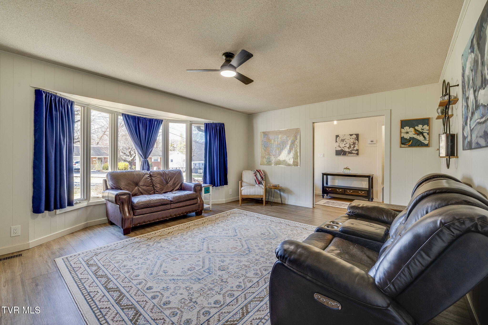 204 Luttrell Street Erwin, TN 37650 - Photo 10 of 59 7