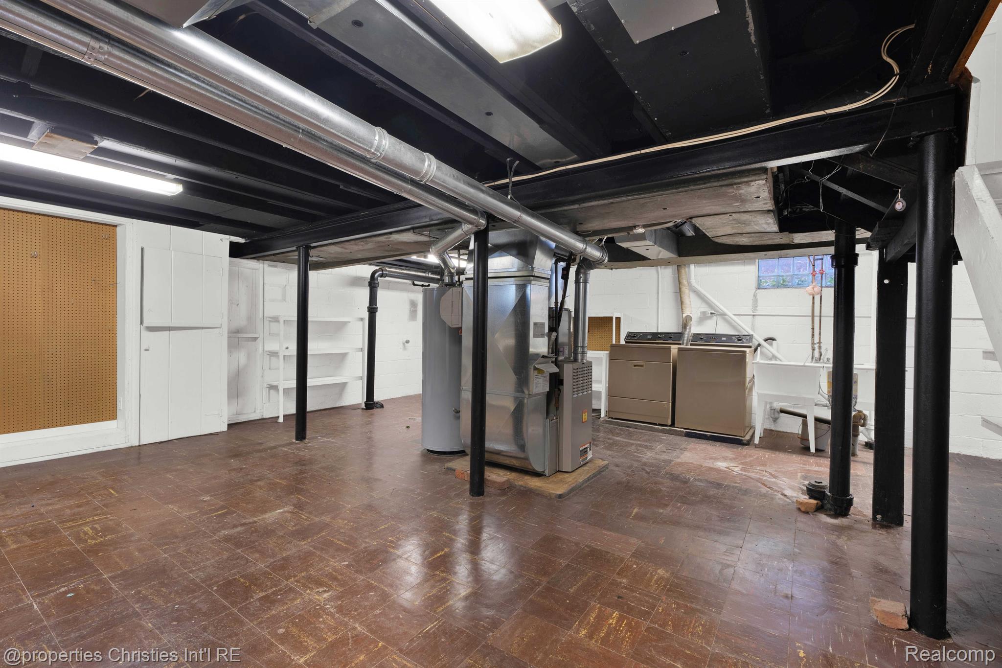 20150 Lichfield Road Detroit, MI 48221 - Photo 35 of 51 Gallery Image 35