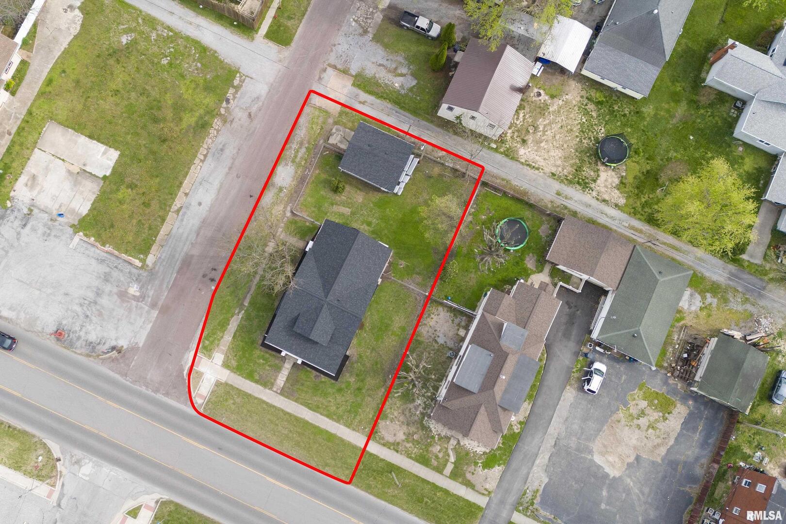 810 East Main Street West Frankfort, IL 62896 - Photo 31 of 35