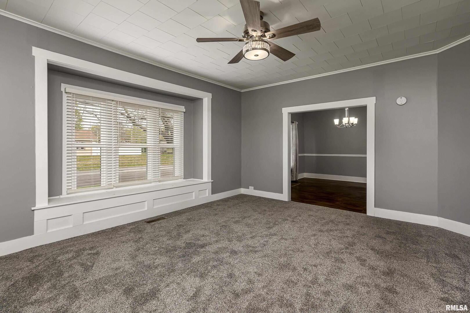 810 East Main Street West Frankfort, IL 62896 - Photo 7 of 35