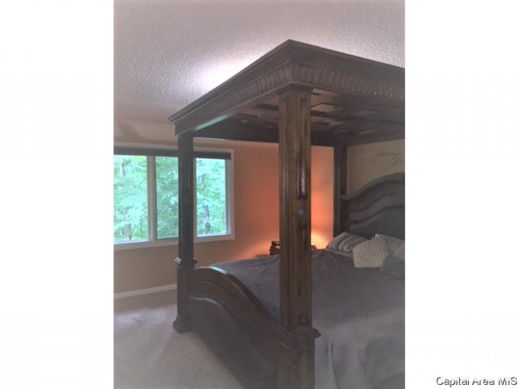 7 Beacon Ridge Drive Springfield, IL 62711 - Photo 12 of 25