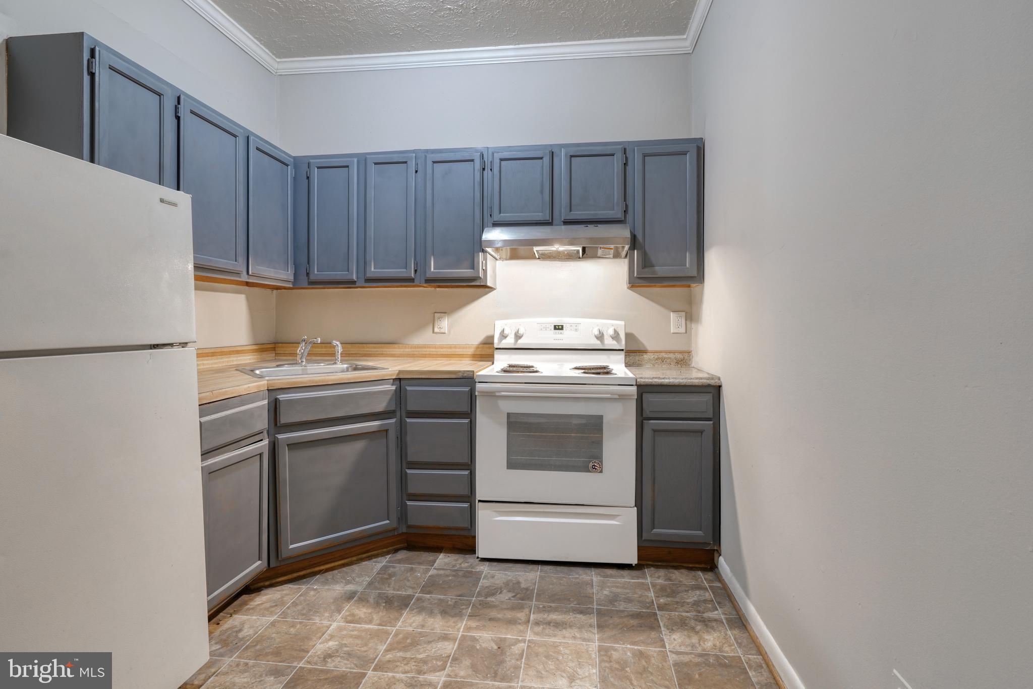 322 North Paca Street Baltimore, MD 21201 - Photo 7 of 32 Gallery Image 7