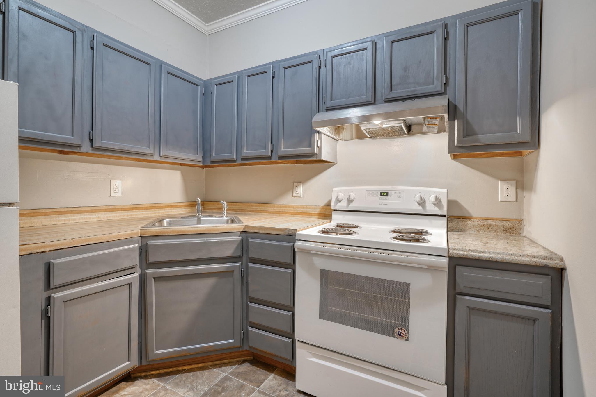 322 North Paca Street Baltimore, MD 21201 - Photo 8 of 32 Gallery Image 8