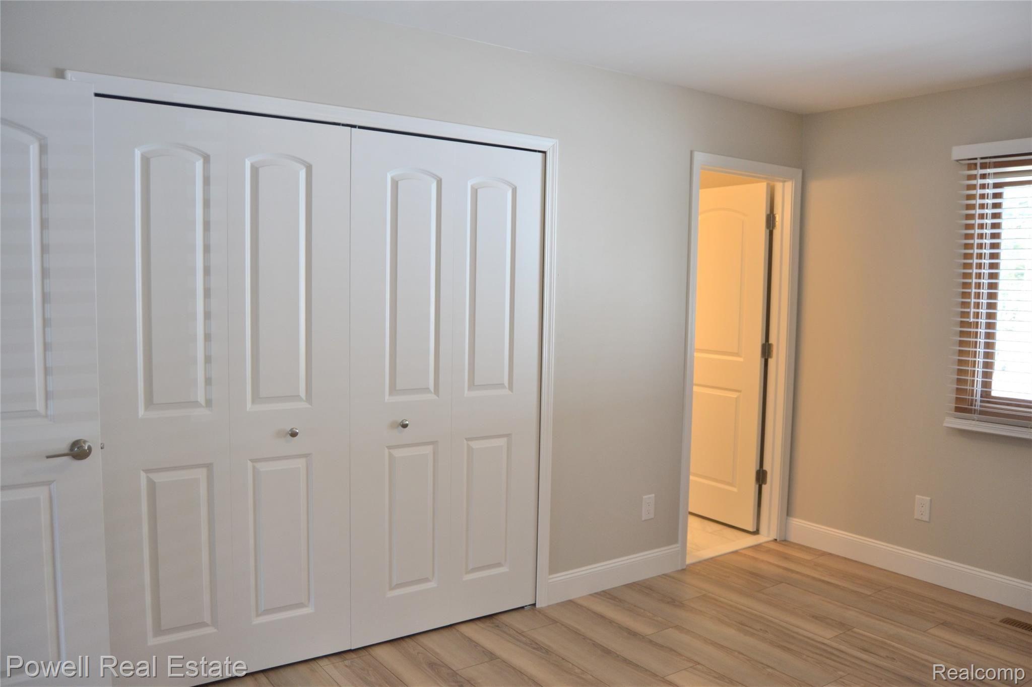 2887 Corinthia Drive Rochester, MI 48309 - Photo 12 of 27 CSC_1909.JPG