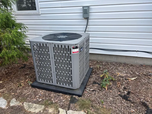 $235,000 | 616 Erin Drive, Champaign, IL 61822