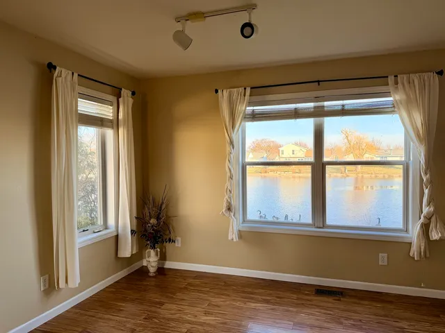 $235,000 | 616 Erin Drive, Champaign, IL 61822