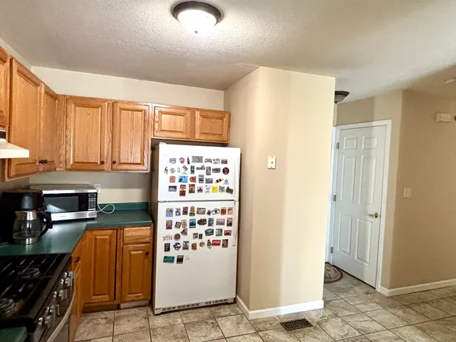 $235,000 | 616 Erin Drive, Champaign, IL 61822