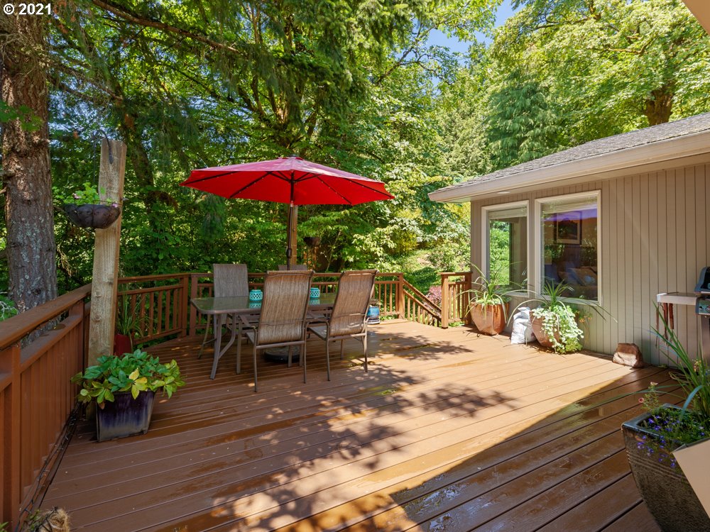 3466 Southwest Doschview Court Portland, OR 97239 - Photo 28 of 30