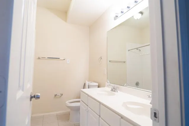 a bathroom with a toilet