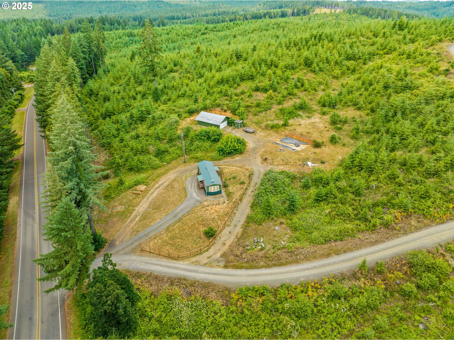 90245 Sheffler Road Elmira, OR 97437 - Photo 25 of 33 a view of outdoor space and yard